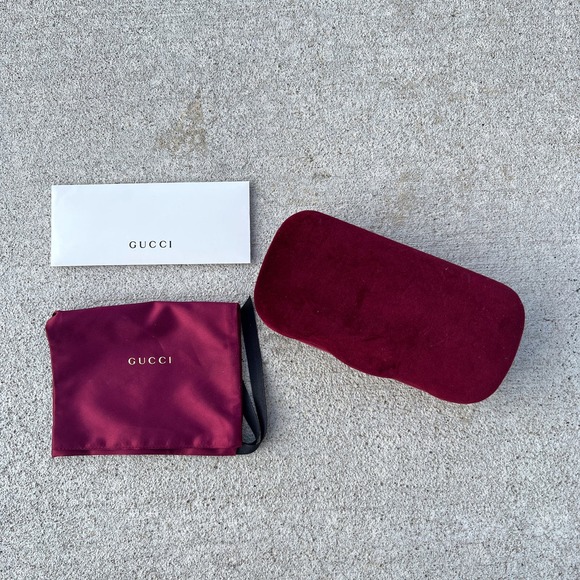 ❌SOLD❌Gucci Sunglasses - Picture 2 of 13